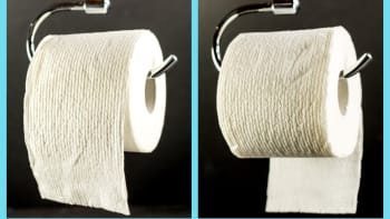 Existuje jen jediný způsob, jak věšet toaletní papír. Děláte to správně?