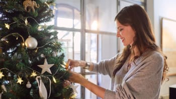 Stromeček si ozdobte klidně už na začátku prosince aneb Proč s vánoční výzdobou domova neotálet