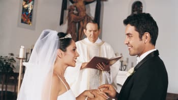 Manželský slib před Bohem: Náležitosti církevního sňatku