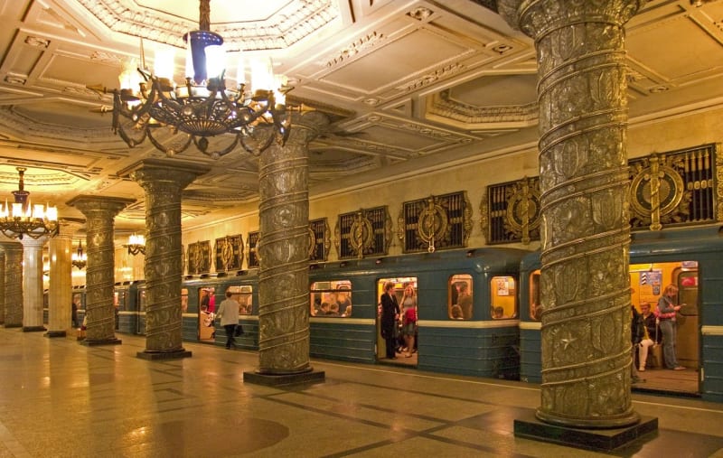 Metro v Petrohradu
