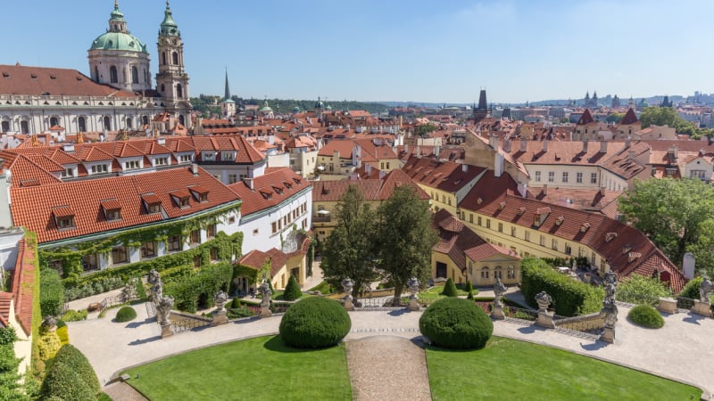 5 nejkrásnějších pražských zahrad: Kde se ochladit a odpočinout si?