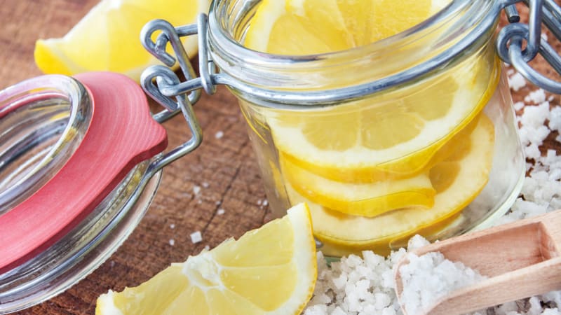 Citron naložený v soli nahradí koření. Hodí se do těstovin, kuskusu i polévek