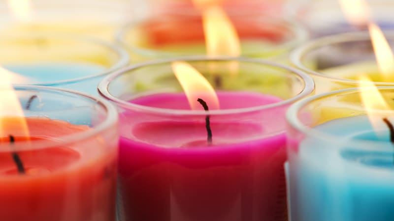 Přehledný návod: Jak si doma snadno vyrobit svíčku