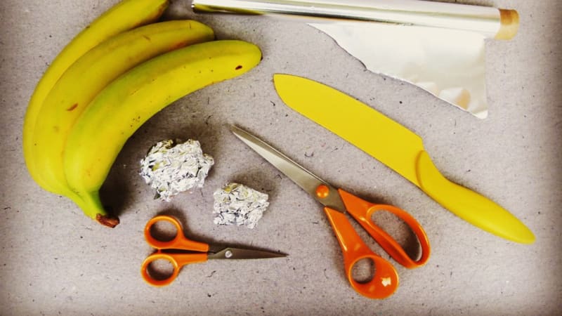7 překvapivých způsobů, jak využít alobal v domácnosti: Nabrousí nože a vydrhne nádobí