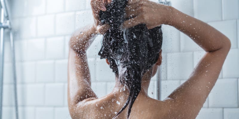 Jak dlouho by měla trvat sprcha, abyste neplýtvali vodou?