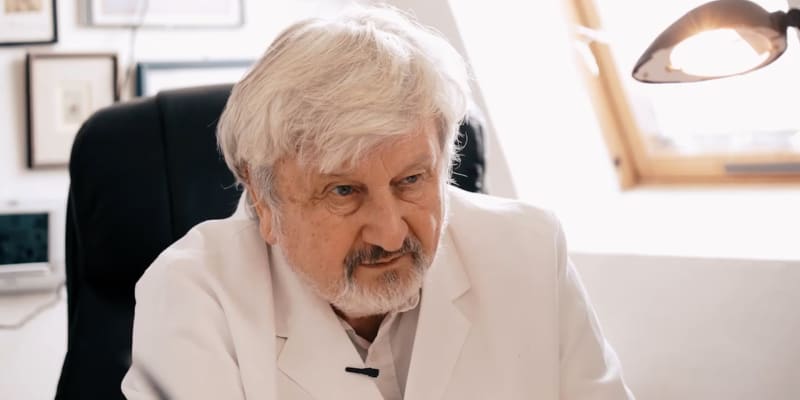 Psychiatr Jan Cimický léčil bolavé duše i mnohým českým celebritám 