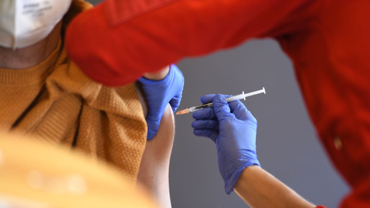 Certifikáty o očkování proti COVID-19 budou platit pouze devět měsíců až od 1. února. (Ilustrační foto)
