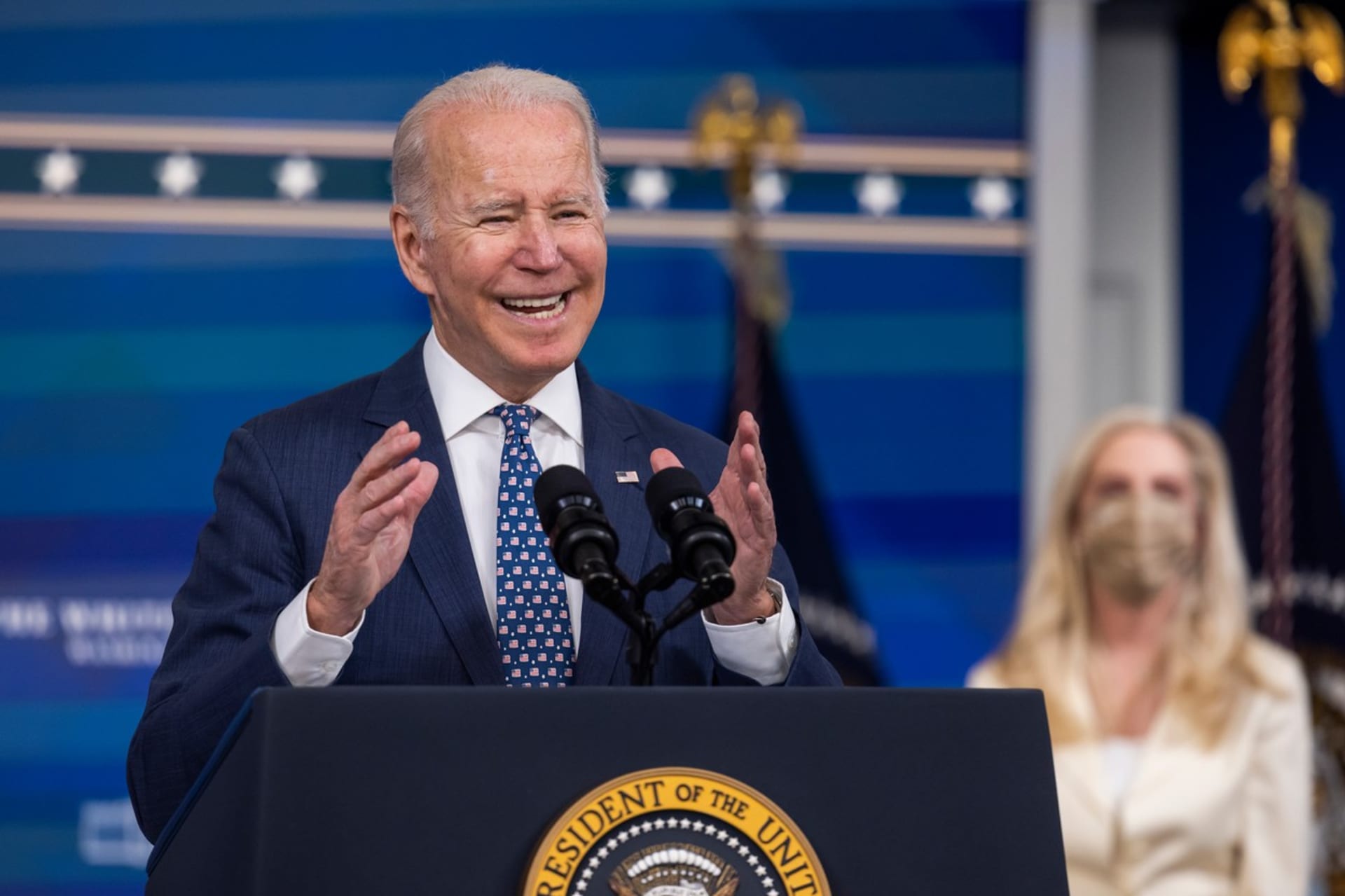 Americký prezident Joe Biden stojí v konfliktu s Ruskem za Ukrajinou. 
