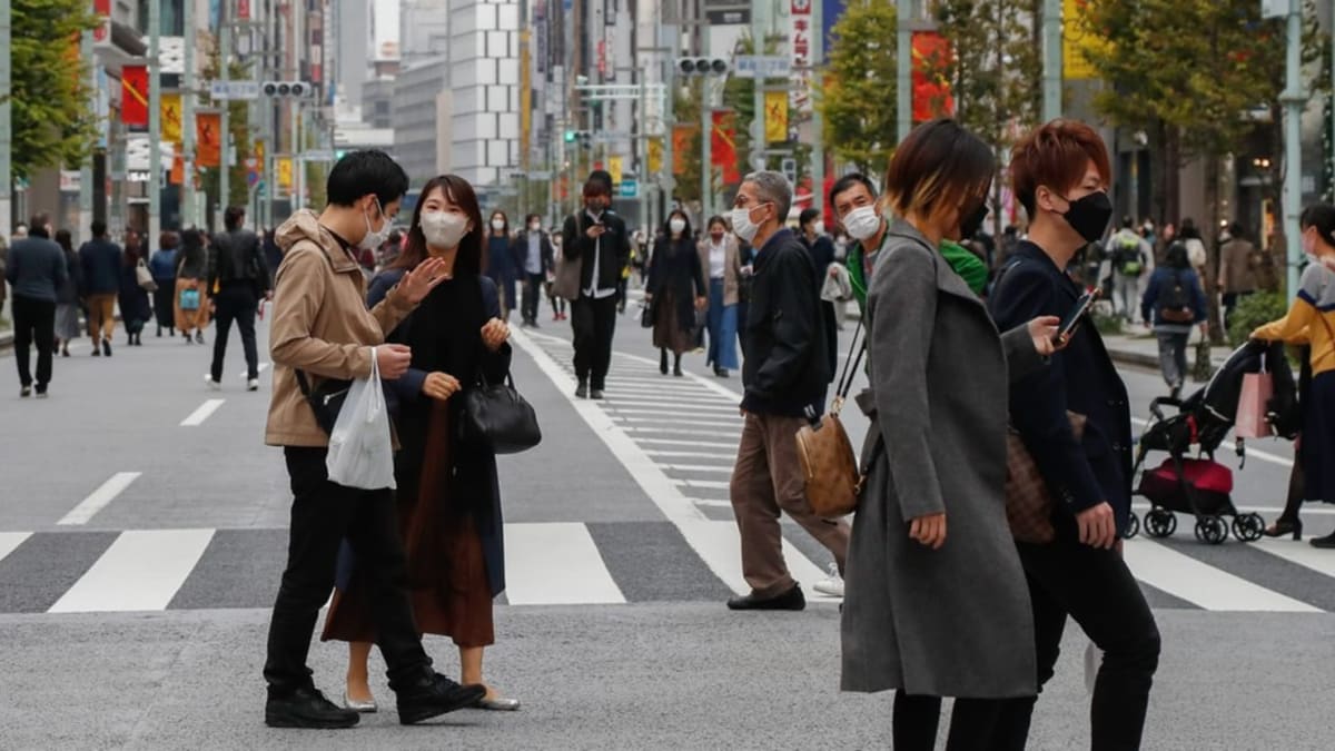 Také v japonském Tokiu ubývá nakažených.