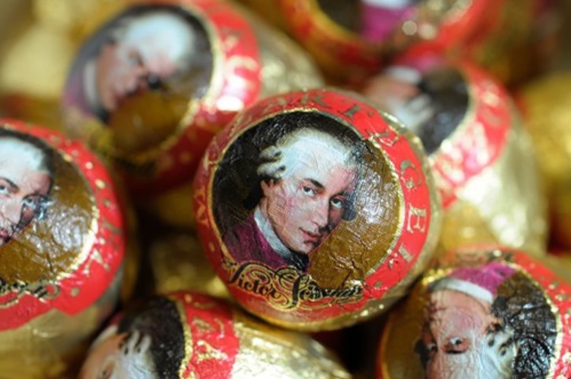 Firma vyrábějící Mozartovy koule je v úpadku. 