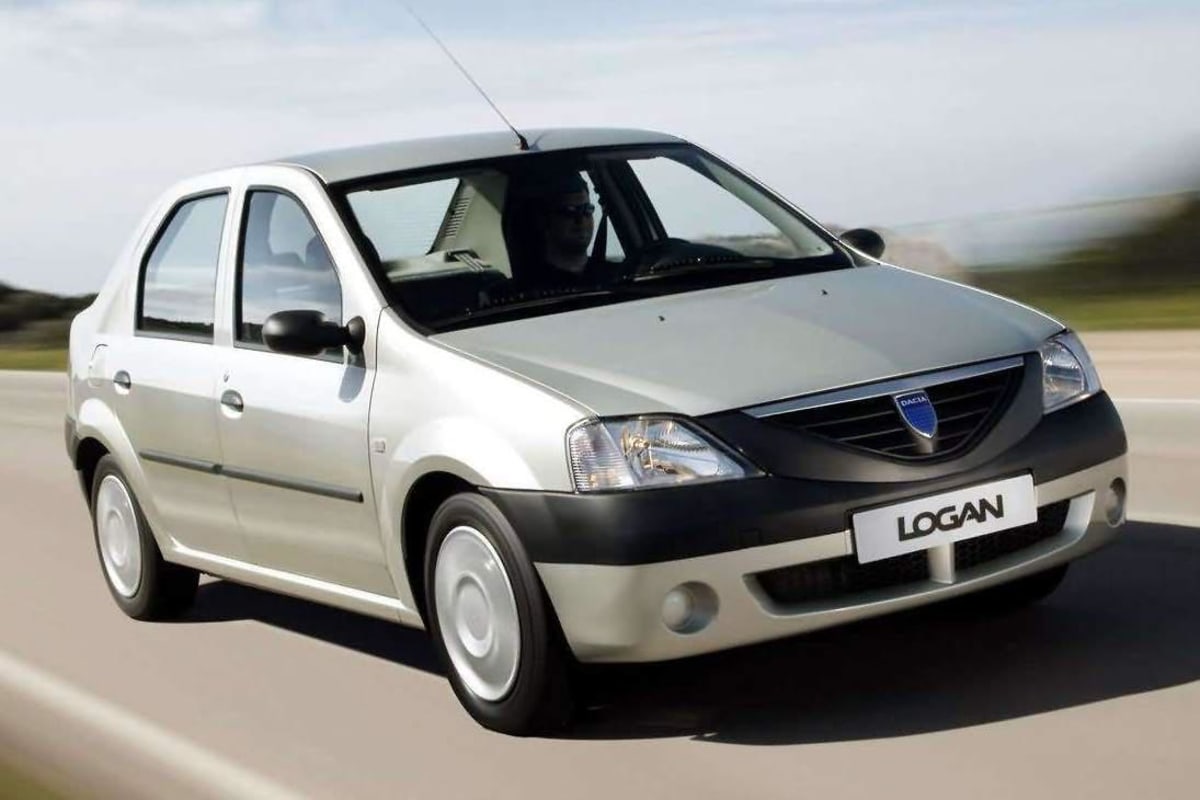 První Dacia Logan stála pár korun. Spolehlivost tomu odpovídá.