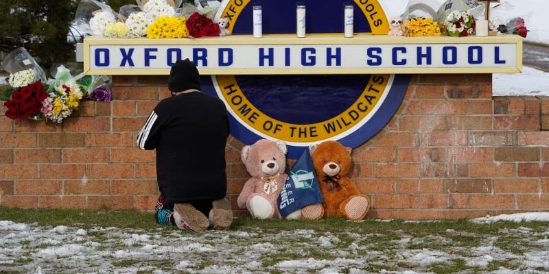 Střelba na střední škole v Oxfordu nedaleko Detroitu