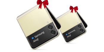 Vánoční cesta - Soutěžte o telefon Samsung ZFlip3 5G krémové barvy v hodnotě 27 tisíc korun