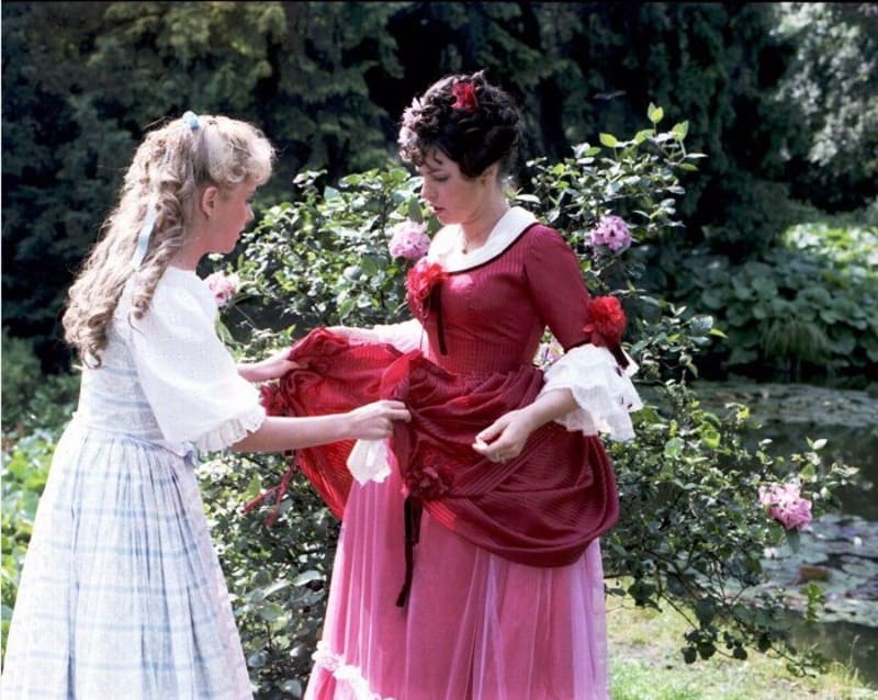 Dana Bartůňková s Monikou Starou si zahrály princezny v pohádce S čerty nejsou žerty.