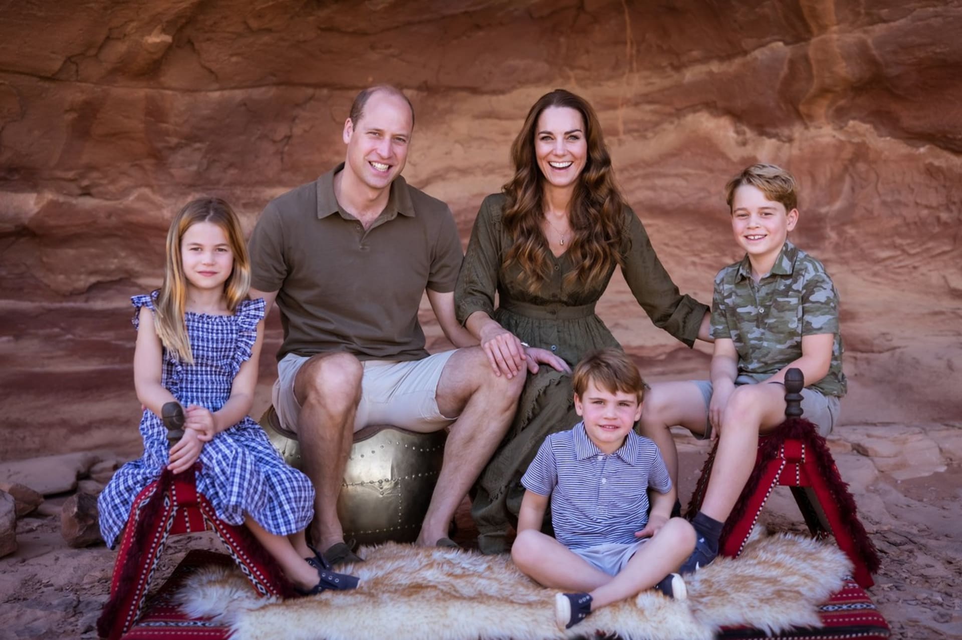 Královská rodina zveřejnila fotografii z Jordánska.