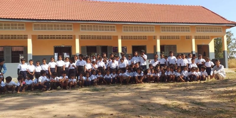 Základní škola v Kambodže