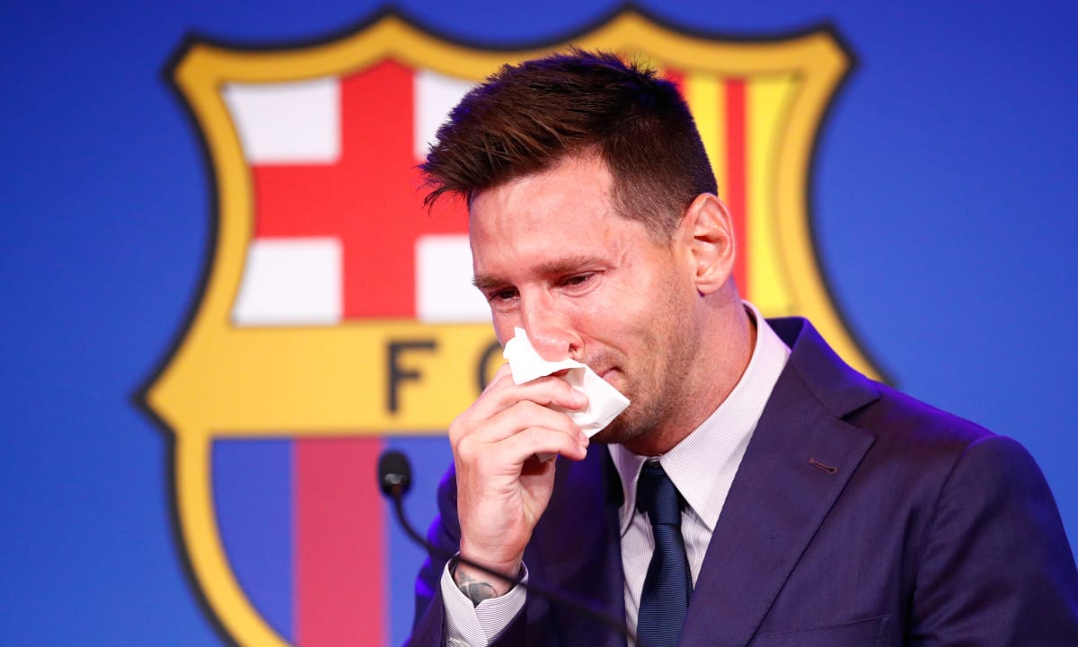 Vynucený odchod Lionela Messiho z Barcelony se stal jednou z nejvýznamnějších sportovních událostí roku 2021.