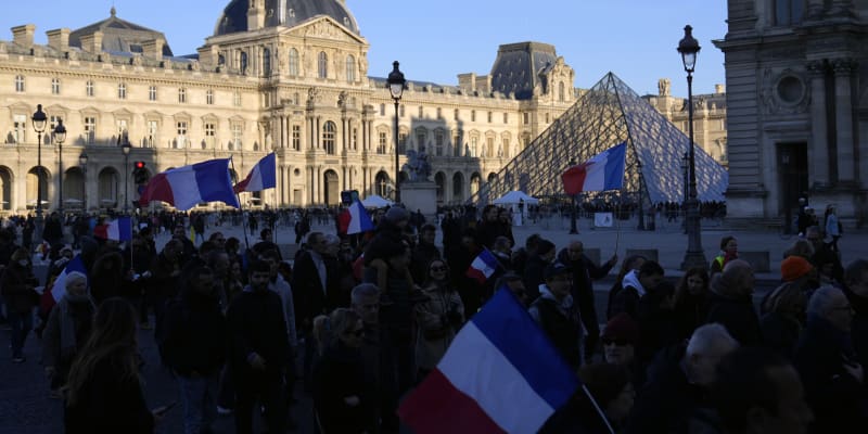 Demonstrace proti opatřením ve Francii