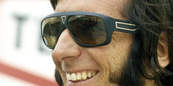 Emerson Fittipaldi oslavil 75. Legenda F1 proslula nejen obrovskými kotletami