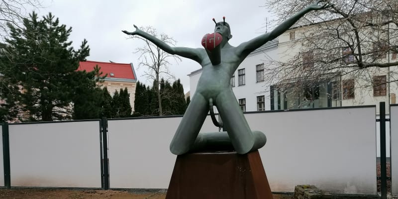 Skulptura s názvem Ego od sochaře Libora Hurdy, která pobouřila veřejnost ve slezské metropoli. 