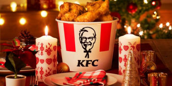 Proč jedí Japonci na Vánoce kuřata z KFC? Za „tradicí“ stojí marketing i nevinná lež