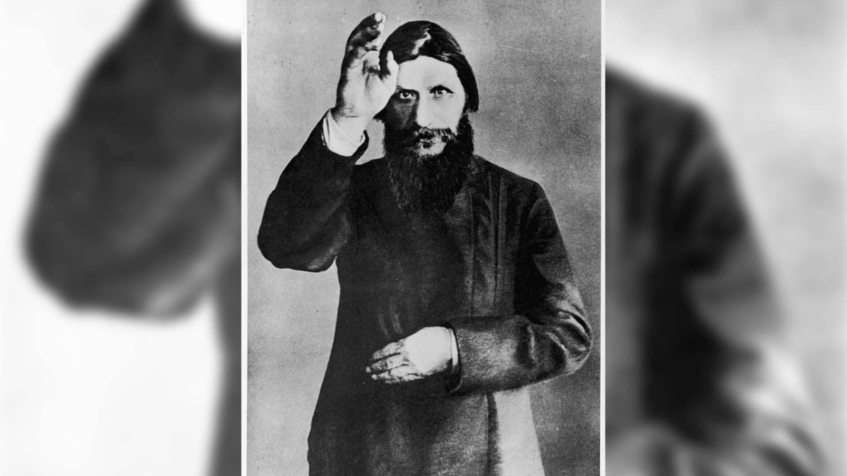 Život a smrt Grigorije Jefimoviče Rasputina jsou opředeny mýty, které z něj činí téměř mystickou postavu ruských dějin. 