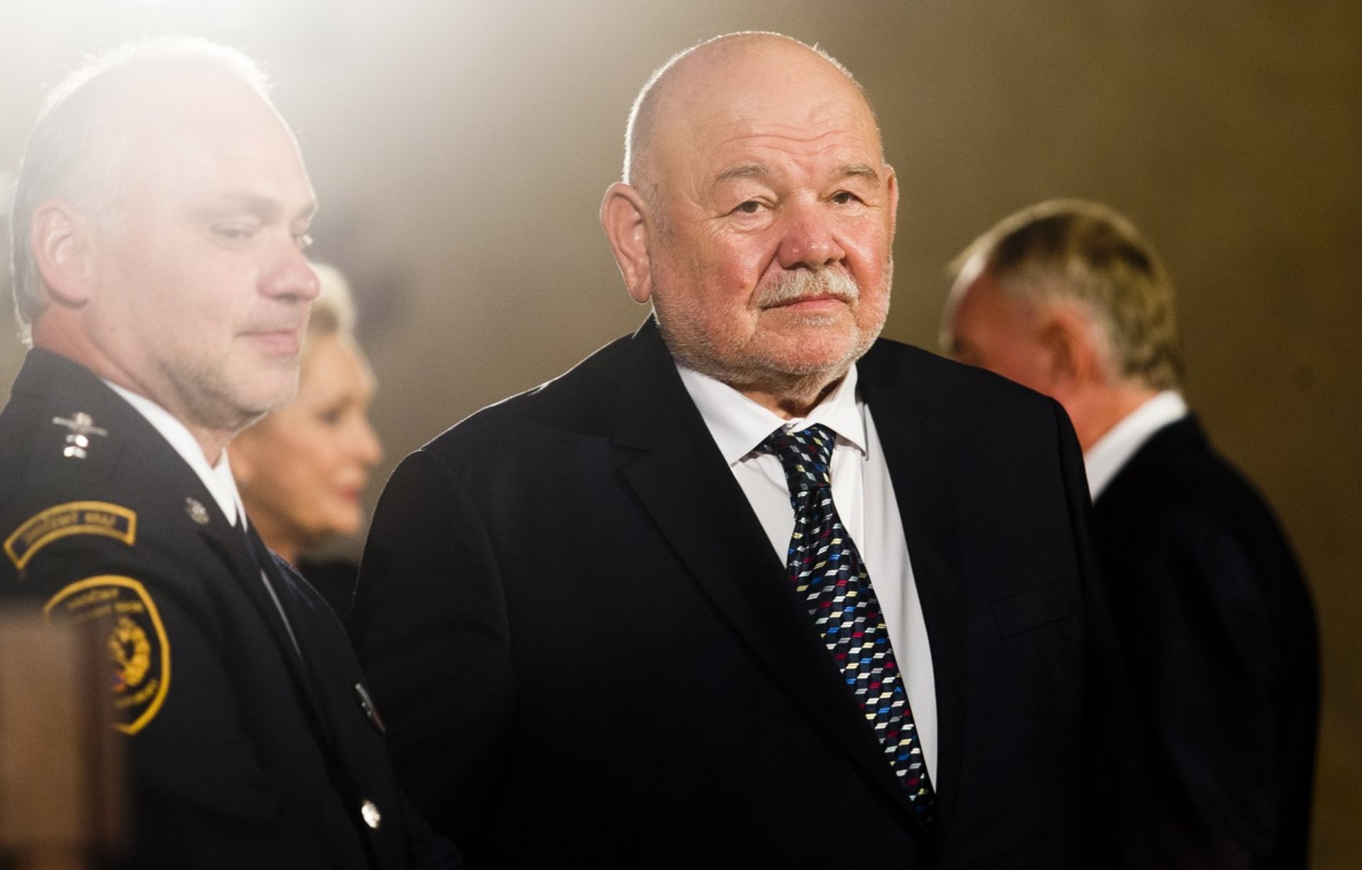 Loprais v roce 2017 převzal z rukou prezidenta Miloše Zemana státní vyznamenání.