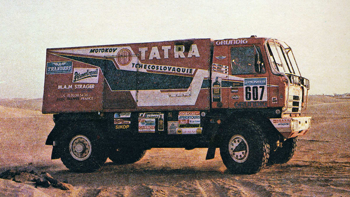 Lopraisova Tatra 815 dosahovala rychlosti přes 160 km/h.