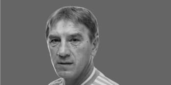 Slováci smutní nad ztrátou nezapomenutelného fotbalového trenéra. Hrál i v Ostravě