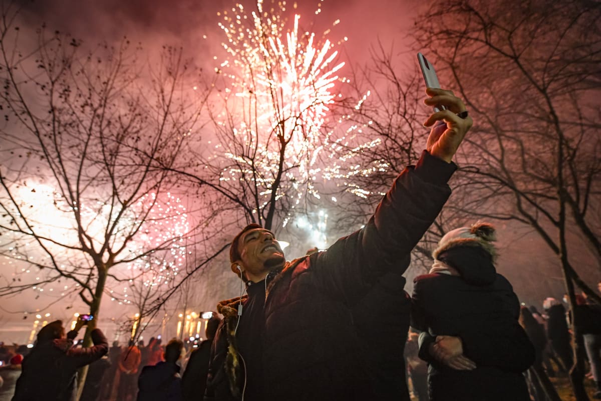 Takto slavili Nový rok v rumunské Bukurešti.