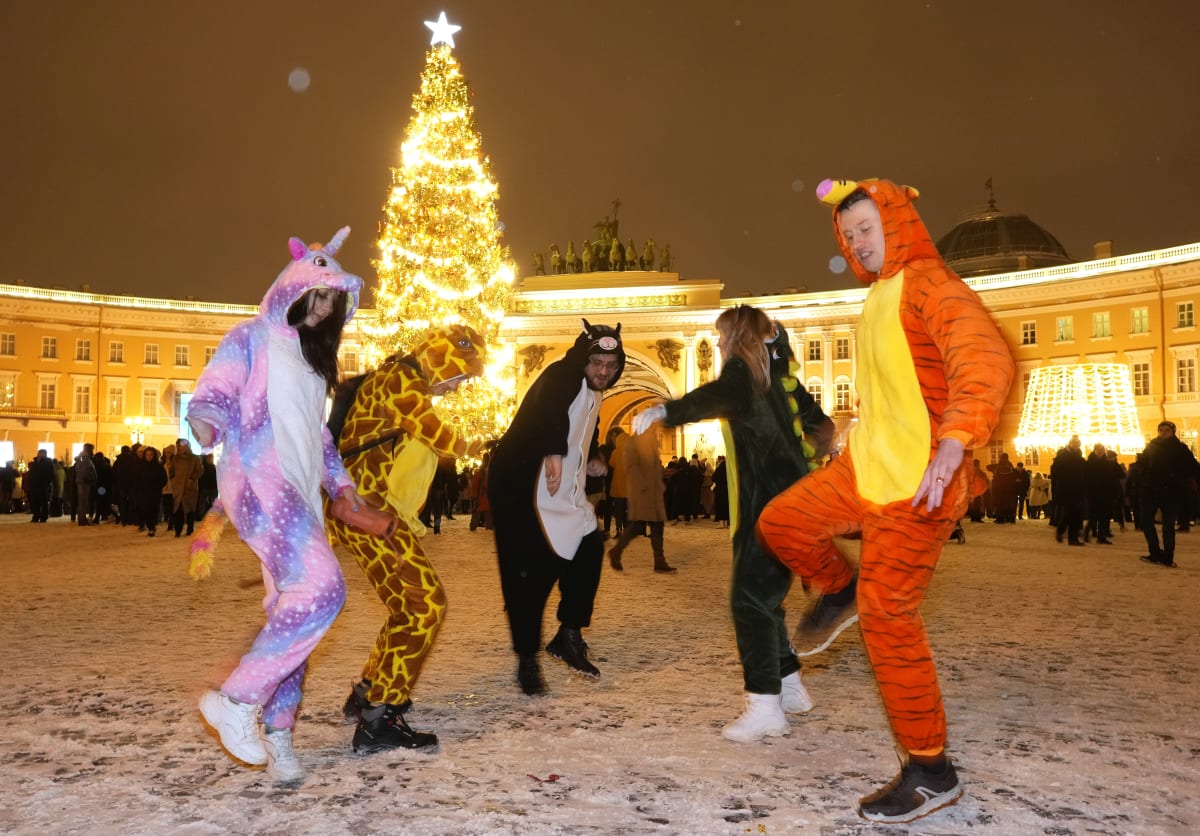Oslavy propukly i v Petrohradu.