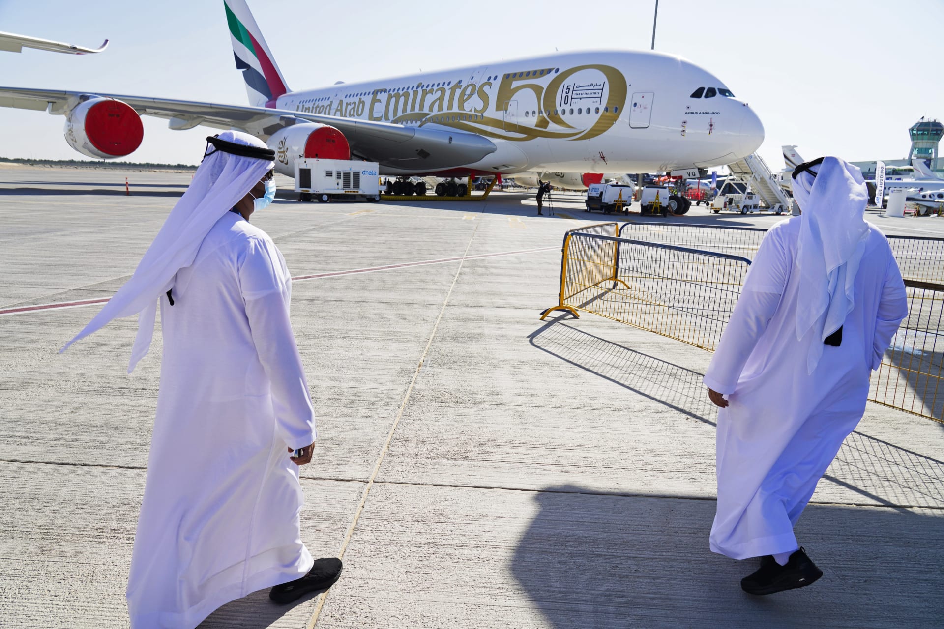 Spojené arabské emiráty od 10. ledna zakáží neočkovaným občanům vycestovat ze země