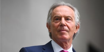 Půl milionu Britů chce, aby Blair přišel o titul rytíře. Provinil se válkou v Iráku