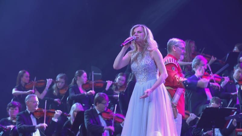 zpěvačka Leona Machálková