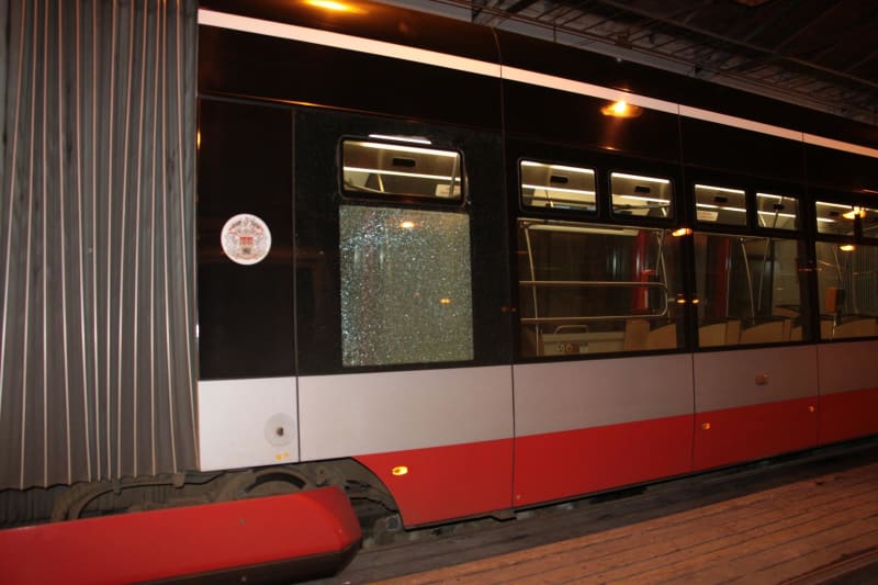 Poškození MHD v Praze