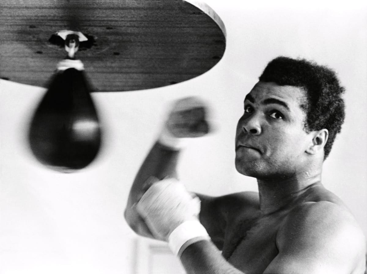 Muhammad Ali bezpochyby změnil svět sportu. 