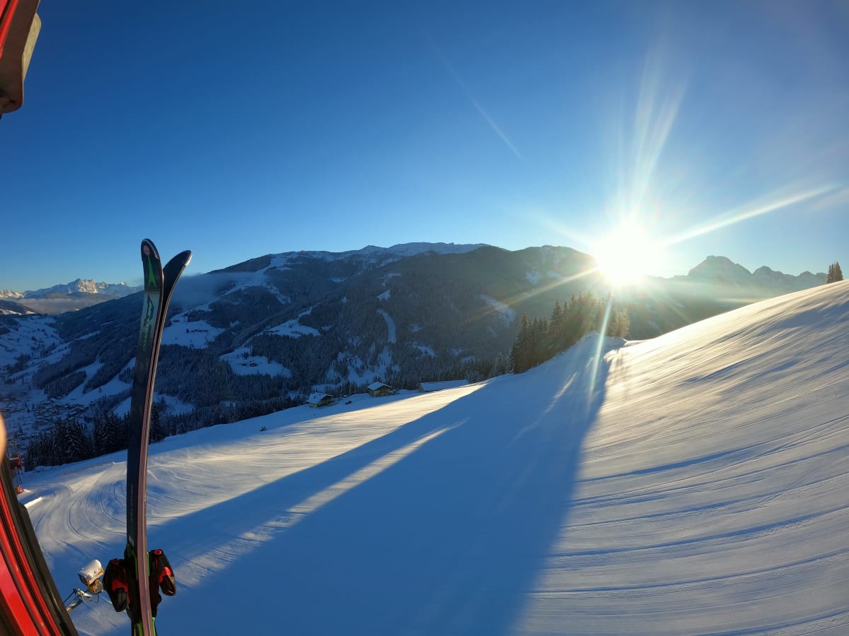 Oblasti KleinArl-Wagrain vévodí lyžařské středisko Snow Space Salzburg, které je propojené i s Flachau.
