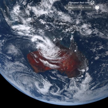 Jak moc byl výbuch sopky mohutný, dokládá velikostní porovnání erupce s nedalekou Austrálií.