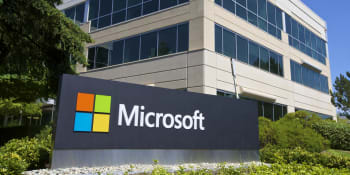 Microsoft postihl celosvětový výpadek. Milionům uživatelů nefunguje Outlook ani Teams