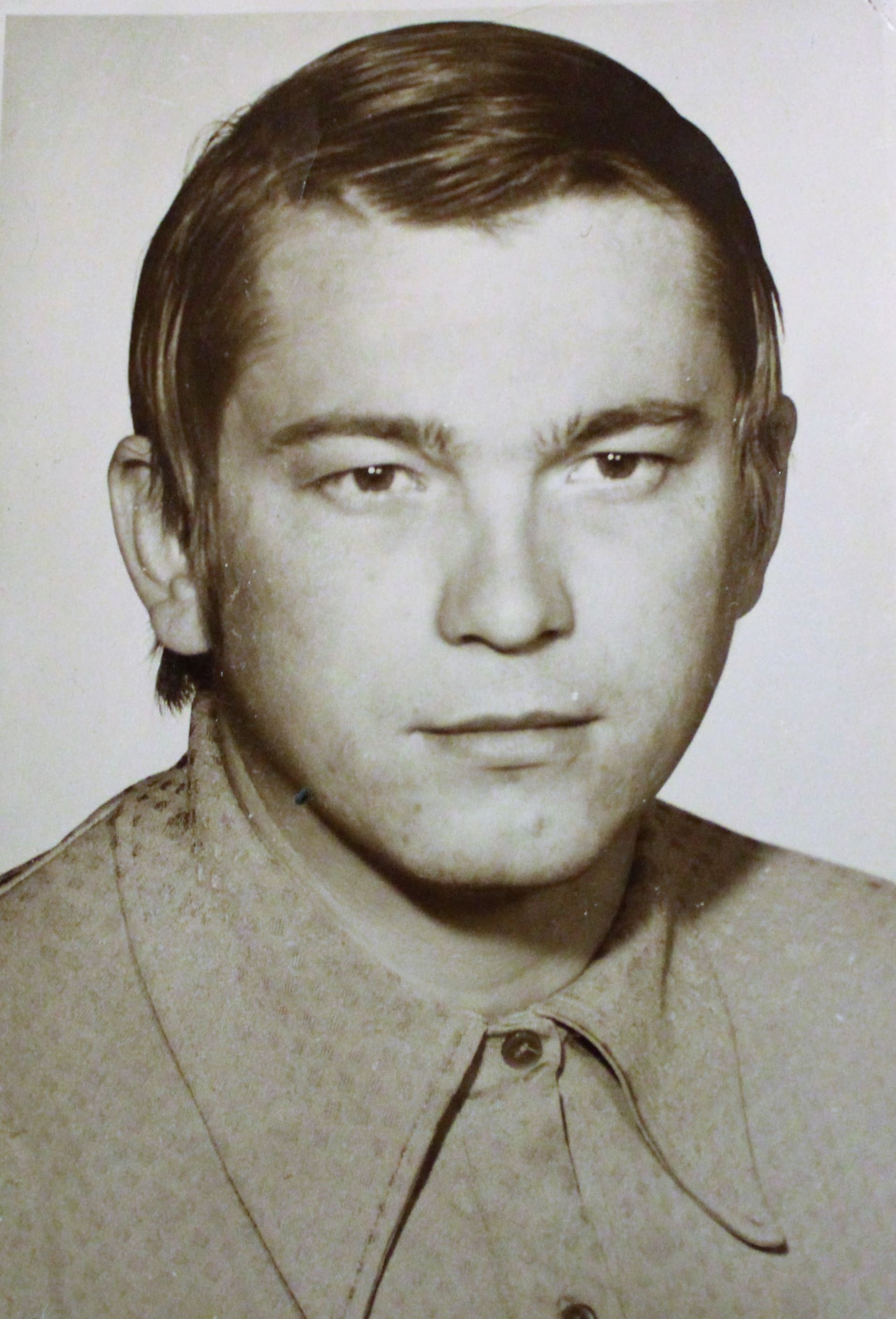 Jan Béreš na počátku sedmdesátých let, na náměstí v Chebu se zapálil 26. ledna 1969.