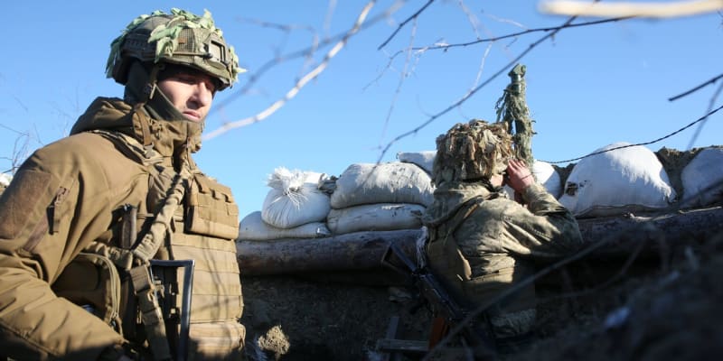 Ukrajinští vojáci na frontě