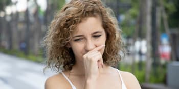 Ztráta chuti a čichu během covidu: Vědci zjistili příčinu, ohroženější jsou ženy