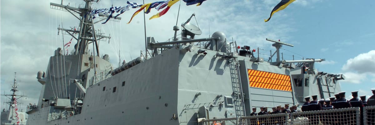 Napětí na Ukrajině sílí. Španělsko vyslalo válečné lodě, Američané zvažují evakuaci