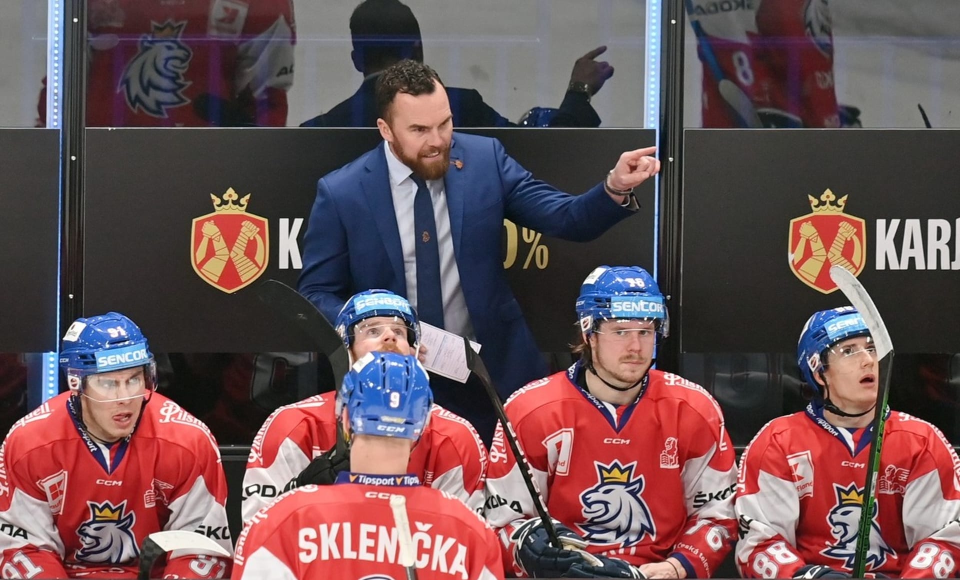 Trenér hokejové reprezentace Filip Pešán do předběžné nominace pro olympiádu už nezasáhl.