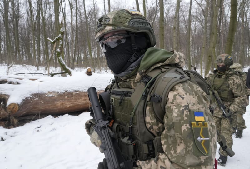 Ukrajinský voják při cvičení