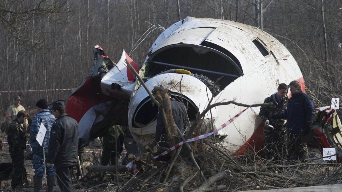 Troska polského vládního letounu po neštěstí ve Smolensku.