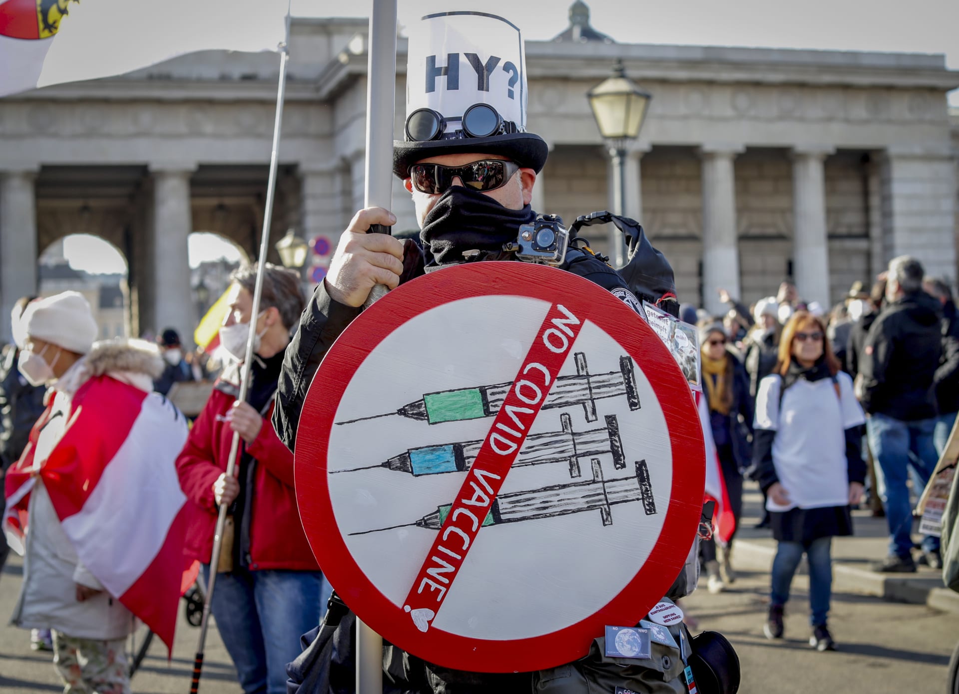 V Rakousku začne od února platit očkovací povinnost. Odpůrci nařízení ve Vídni manifestují už několikátý víkend v řadě, v sobotu však byla účast nižší než při předchozích protestech.