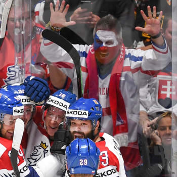 Hokejoví fanoušci slaví s českými hokejisty na MS v hokeji 2019.