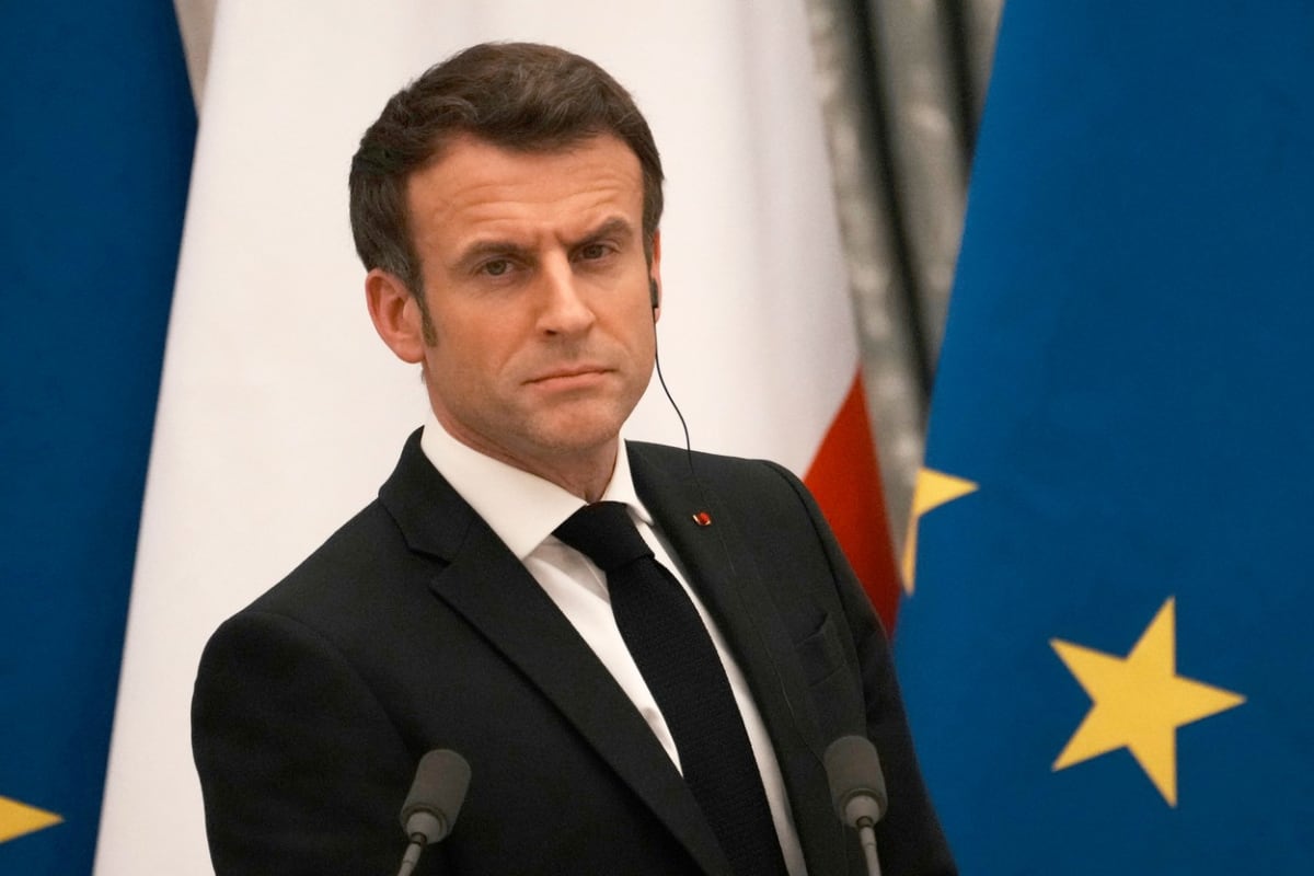 Francouzský prezident Emmanuel Macron po telefonátu se šéfem Kremlu řekl, že Putin trvá na odzbrojení Ukrajiny. 