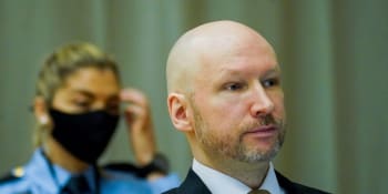 Na Breivika čeká nová věznice. Jen deset kilometrů od místa, kde zabil téměř 70 lidí